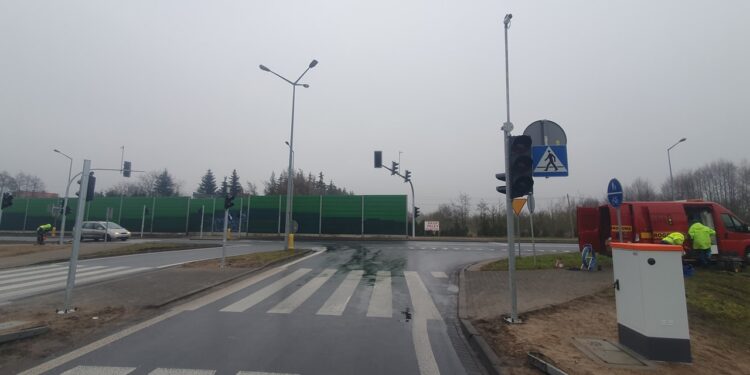 Przy węźle S3 na ul. Kasprzaka pojawiły się światła