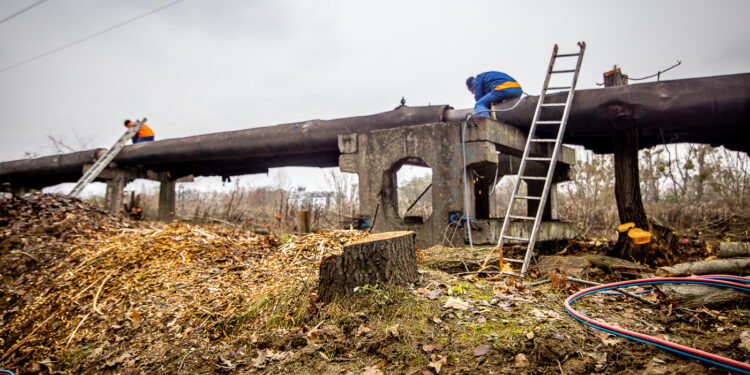 Demontaż rur ciepłowniczych [ZDJĘCIA]