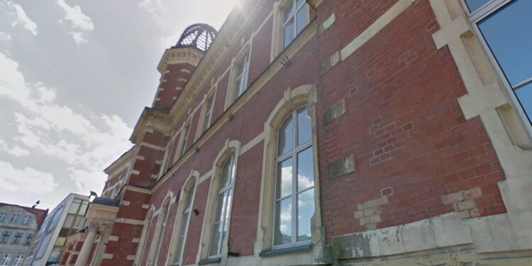 Zabytkowa poczta na sprzedaż