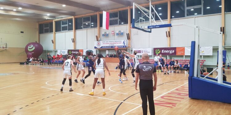 Niewiele oddechu po EuroCup: koszykarki jadą do Torunia