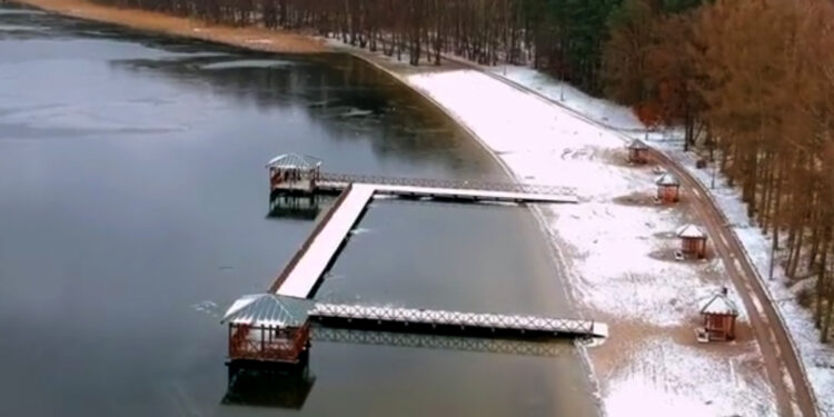 Jezioro Marwicko [FILM z drona]