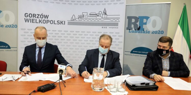 Umowa podpisana. Tabor MZK wzbogaci się o dwa autobusy hybrydowe