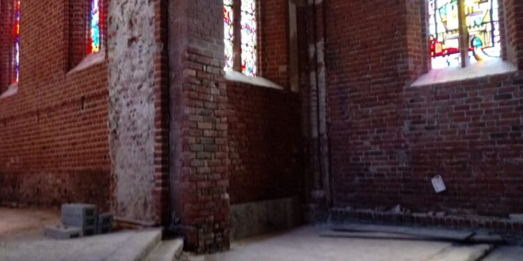 Zawiadomienie po pożarze katedry