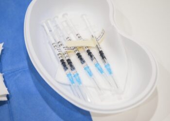 Pierwsi zaszczepieni w Zielonej Górze i Gorzowie Wlkp.