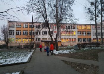 Uczniowie klas I-III wrócili do szkół