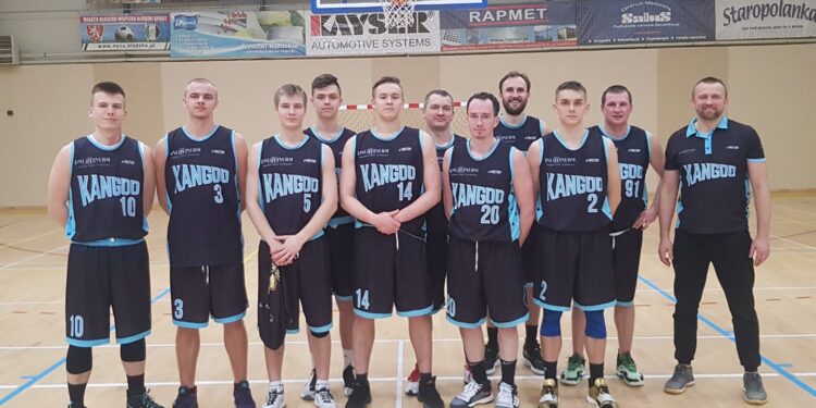 Kangury wyszły z -15, na dogrywkę zabrakło sił