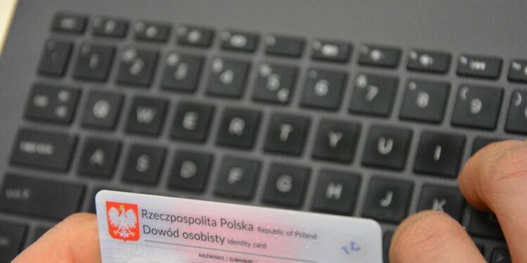 Jak nie stać się ofiarą kradzieży tożsamości?