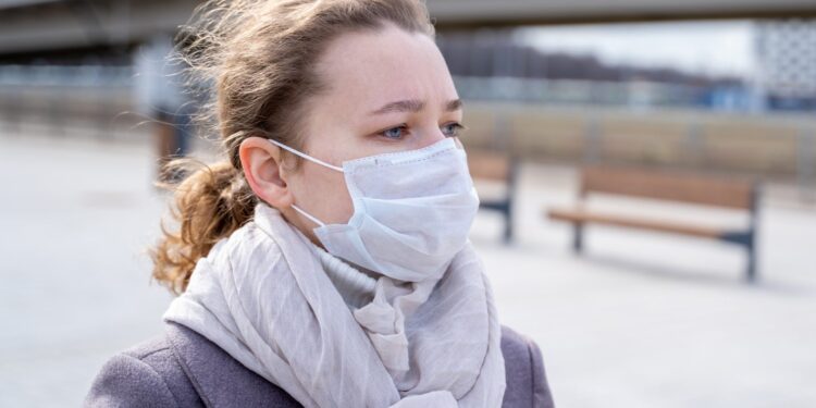 maseczka covid koronawirus