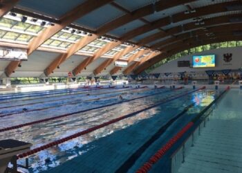 „Słowianka” zaprasza na basen i lodowisko