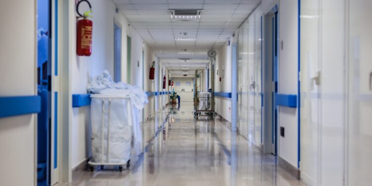 Radni komisji zdrowia na szpitalnych etatach. Konflikt interesów?