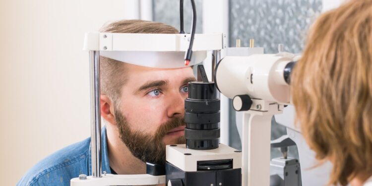 Zbadaj swoje oczy w kierunku jaskry