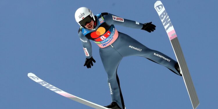 Odwołany konkurs drużynowy w skokach w Planicy