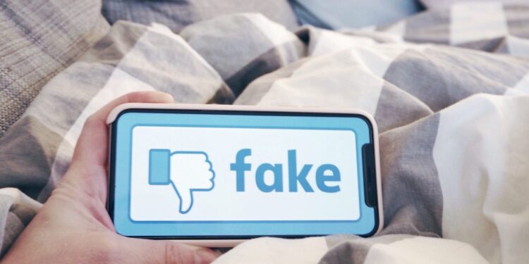 #FakeHunter Challenge