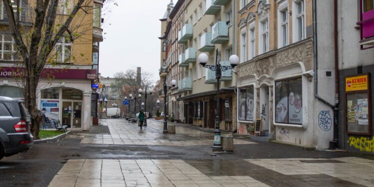 Deptak po nowemu. Jest przetarg