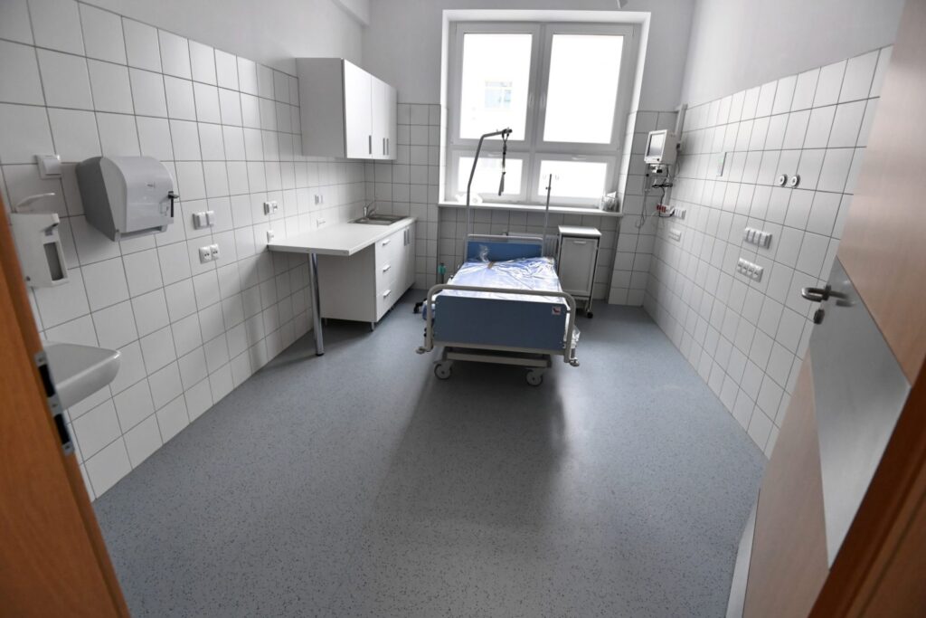 W Lubuskiem do dyspozycji pacjentów z COVID-19 pozostaje 351 łóżek