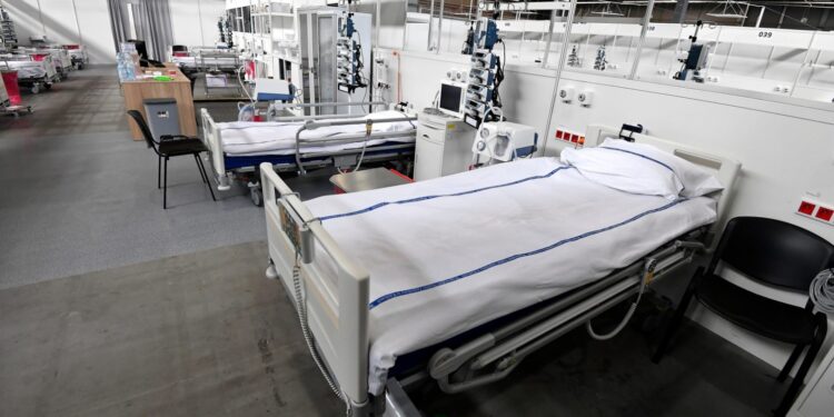 W Lubuskiem pacjenci zajmują 988 łóżek z 1365 dla chorych na COVID-19