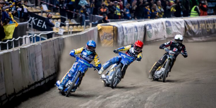 Stalowcy trenowali w Ostrowie