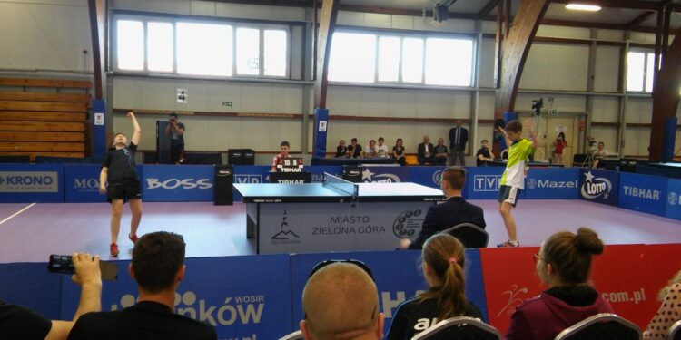 Brąz Dosza w deblu; indywidualnie nasi słabo w mistrzostwach Polski