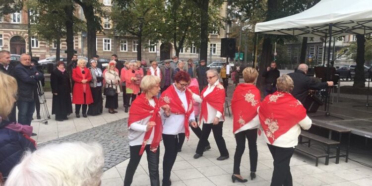 Seniorzy w strategii rozwoju miasta
