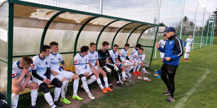 Remis Stilonu po emocjach, porażka Celulozy z pozytywami