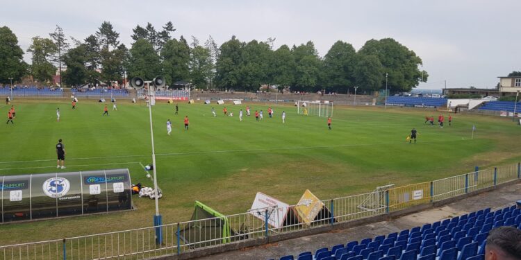Zbierać punkty regularnie: Warta jedzie do Kluczborka