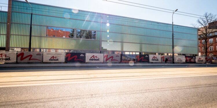 Kolejny etap prac przy CEZiB [GALERIA]