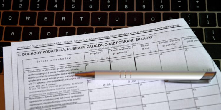 Lubuszanie chętnie rozliczają się przez internet