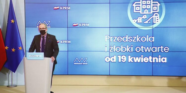 Przedłużenie restrykcji do 25 kwietnia z wyjątkami