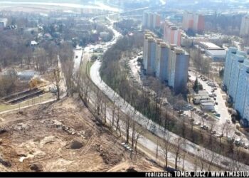 Na dawnym lodowisku będą bloki