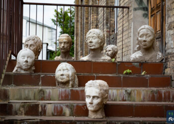 Dzieła młodych artystów przy ul. Warszawskiej [ZDJĘCIA]