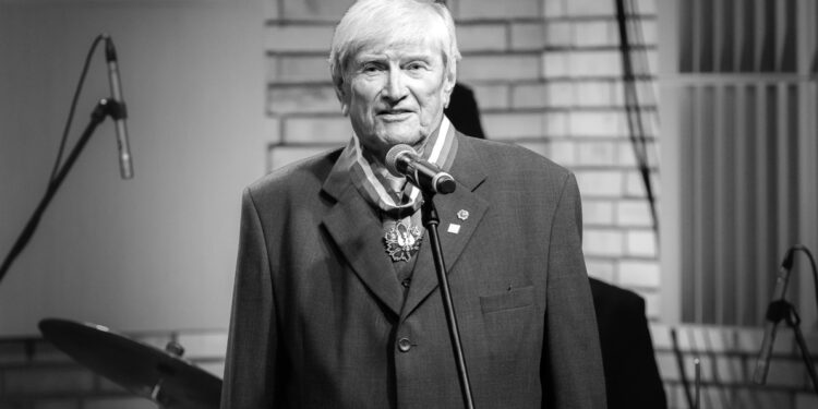 Zmarł Ireneusz K. Szmidt