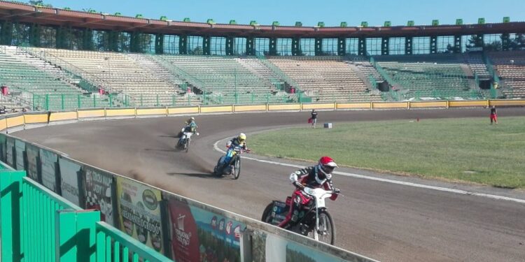 DMPJ: Gorzowianie najlepsi w Zielonej Górze