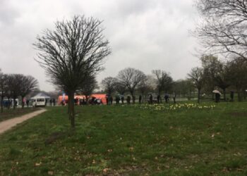 Drugi dzień mobilnych szczepień w Gorzowie