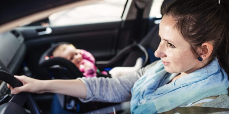 Dziś Dzień Matki. Jakie są lubuskie mamy okiem statystyków?