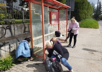 Porządki przy ulicy Warszawskiej rozpoczęte