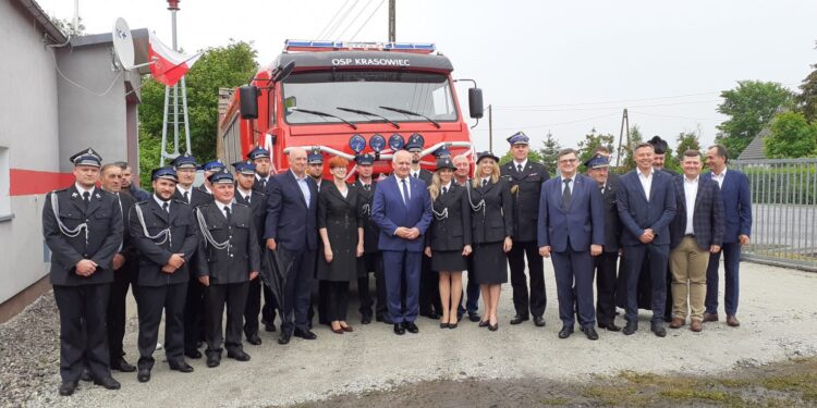 Nowoczesny wóz dla strażaków z Krasowca