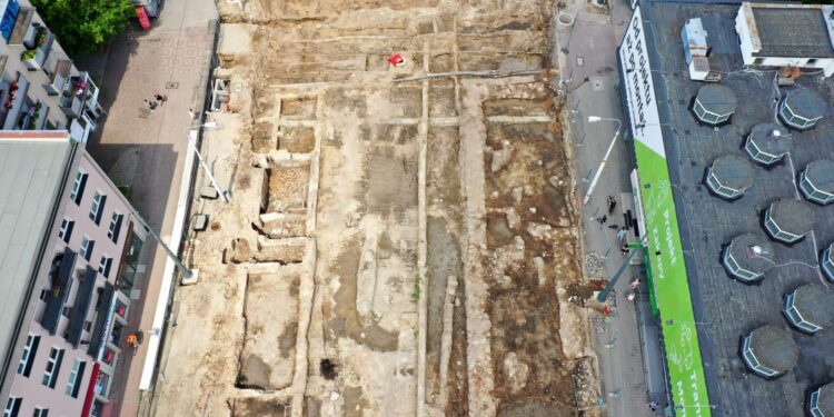 Na Chrobrego nowe znaleziska [GALERIA]