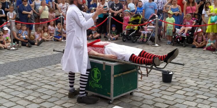 Teatr uliczny czyli podróż do wyobraźni gorzowian…