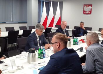 Wojewoda krytykuje decyzję radnych PO