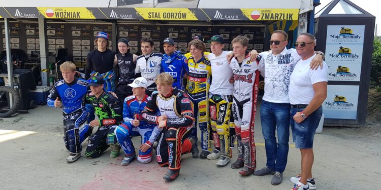 Żużlowy camp w Gorzowie