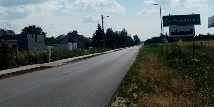 Chodnik na os.Poznańskim gotowy