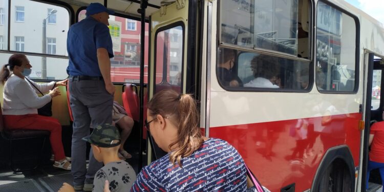 764 to numer specjalnego JELCZA