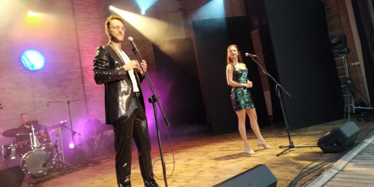 „Duety…” rozgrzały Scenę Letnią gorzowskiego Teatru