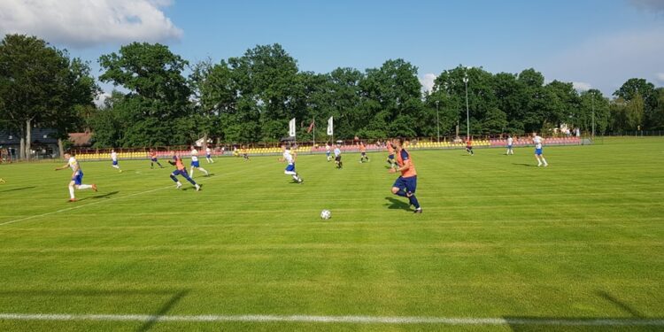 Warta wygrała pierwszy sparing i sprawdzała sporą grupę kandydatów