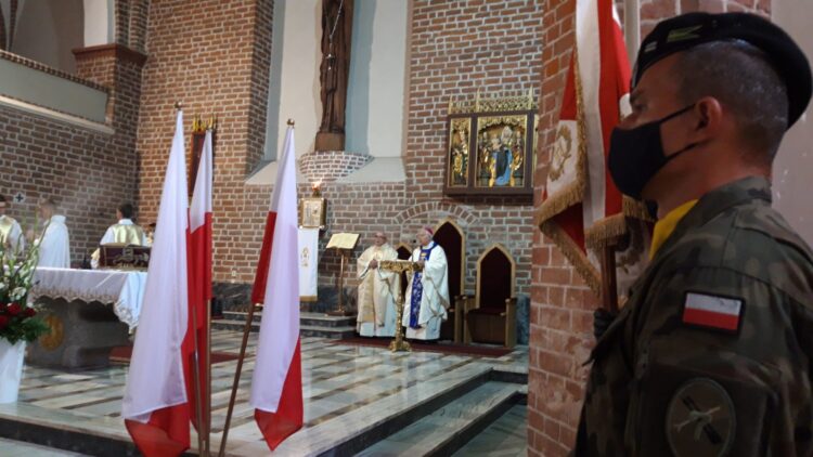 Wojewódzkie obchody Święta Wojska Polskiego