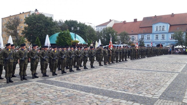 Wojewódzkie obchody Święta Wojska Polskiego