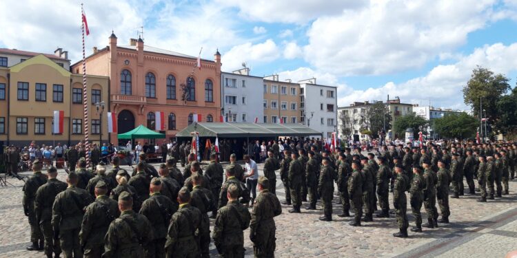 Wojewódzkie obchody Święta Wojska Polskiego