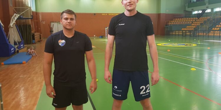 Stal ruszyła z przygotowaniami. Są dwa nowe nabytki