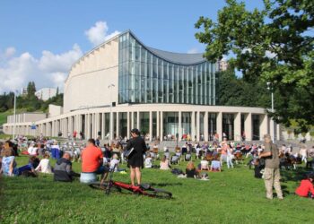 Chopin na kocach i leżakach