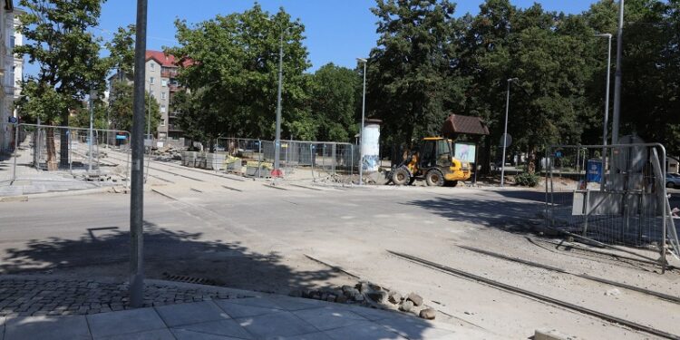 Zmiany dla kierowców w rejonie Chrobrego – Mieszka I